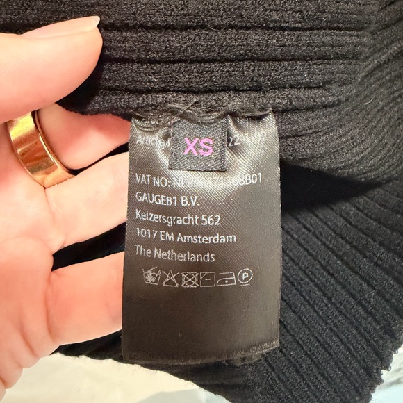 Gauge81 Black Long Sleeve Dress - Picture 6 of 7